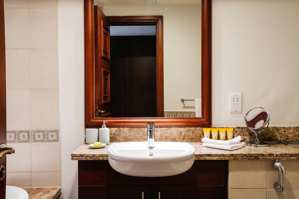 Fantastay - Palm Jumeirah Dubai Ngoại thất bức ảnh